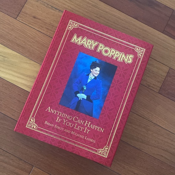 Mary Poppins Book Coffee Table Book Home Decor spoon full of sugar - Picture 1 of 12